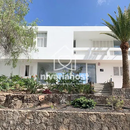 Bellavista With Private Pool, By Nivariahost Villa *