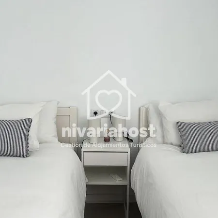 Bellavista With Private Pool, By Nivariahost Villa