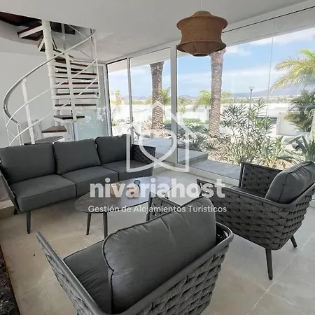 Bellavista With Private Pool, By Nivariahost Villa *